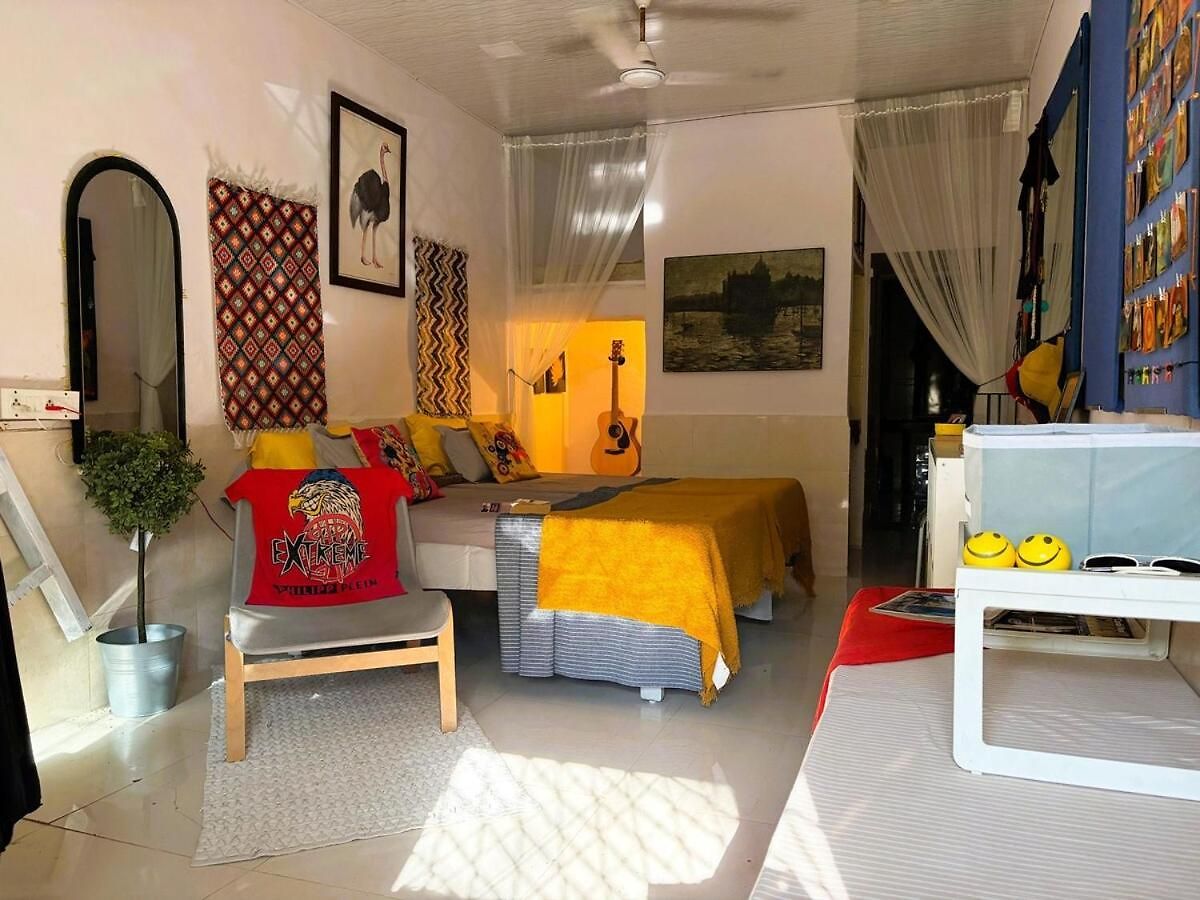 Sun Bloom Apartment