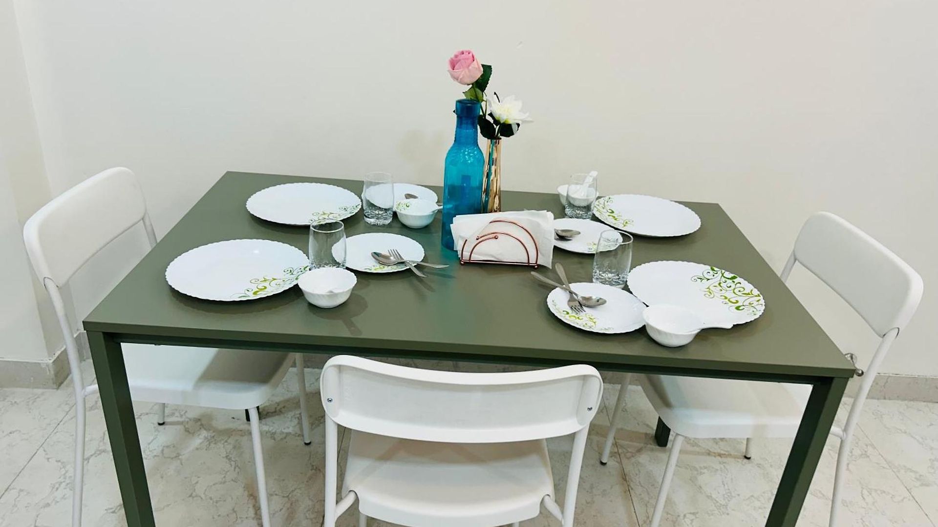 2 Bhk & Hiranandani View H Floor Apartment *