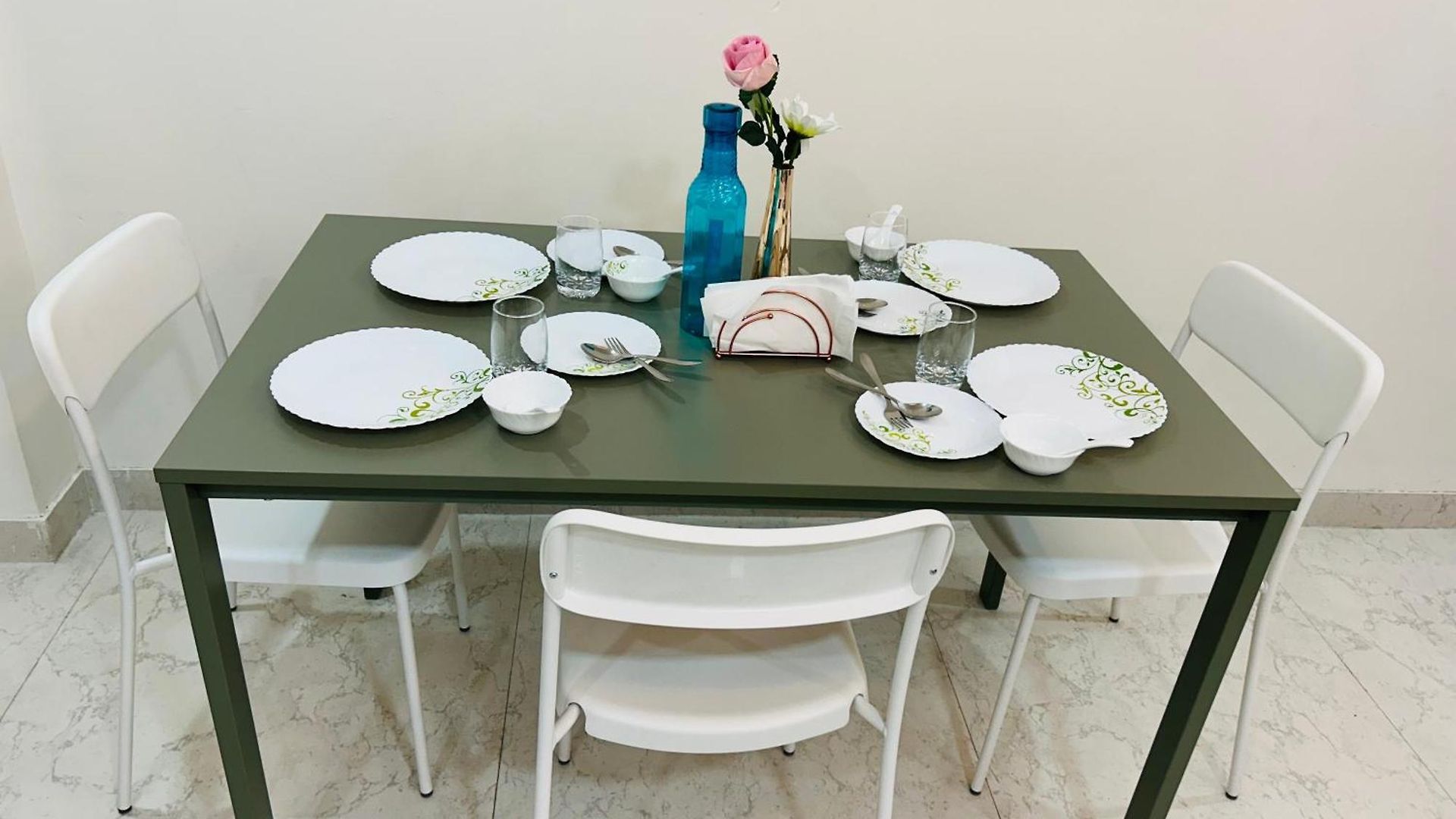 Apartment 2 Bhk & Hiranandani View H Floor *