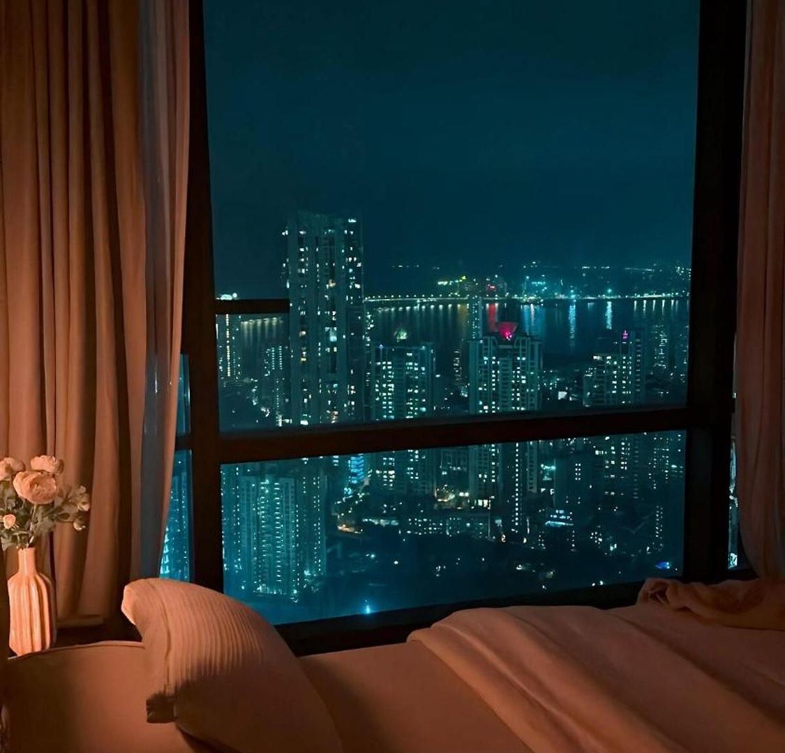 Happy Cozy Vibes * Mumbai