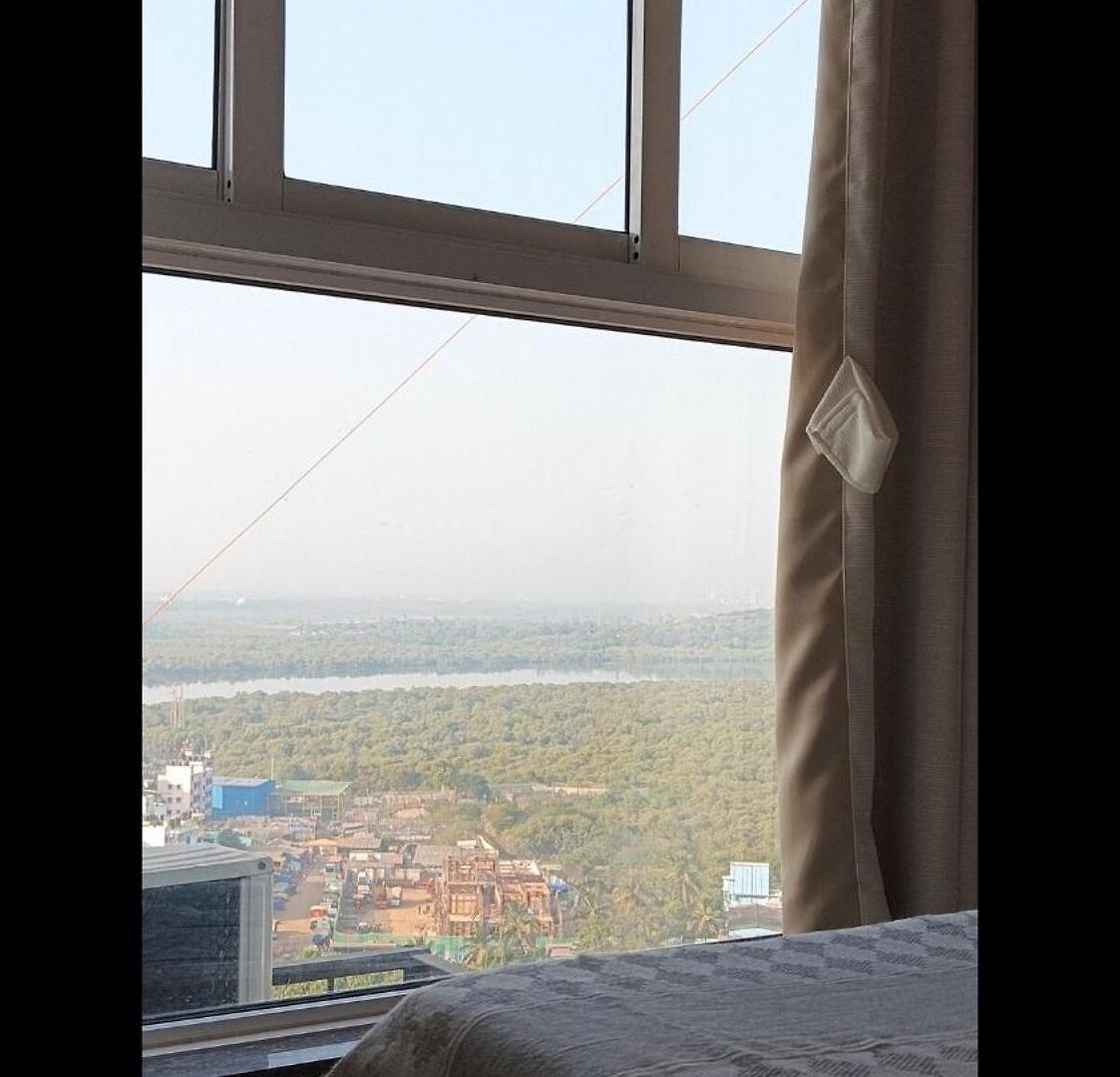 Apartment Sea-view Premium 2bhk 950sqft, Parking, Andheri W *