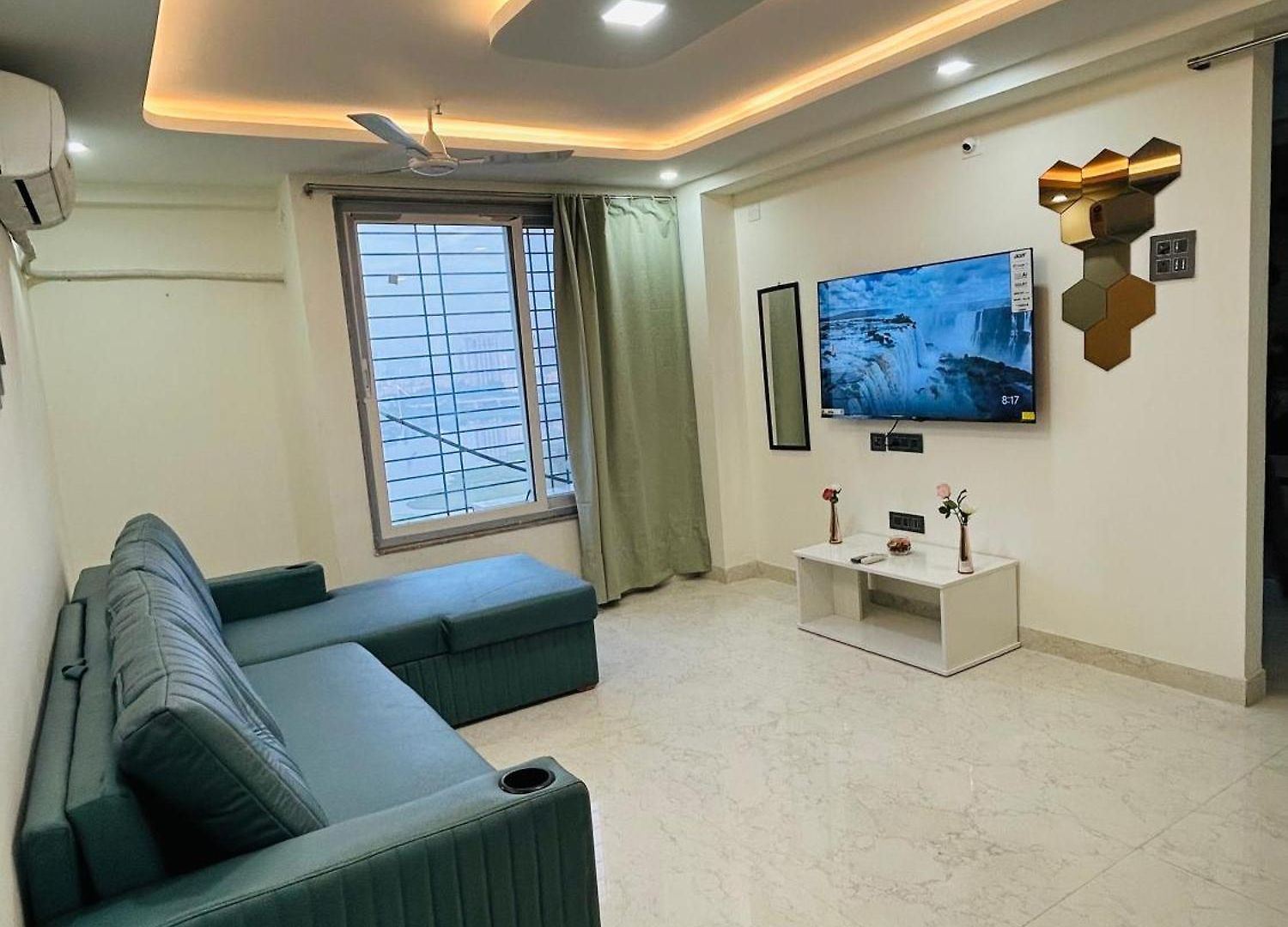 2 Bhk & Hiranandani View H Floor * Mumbai