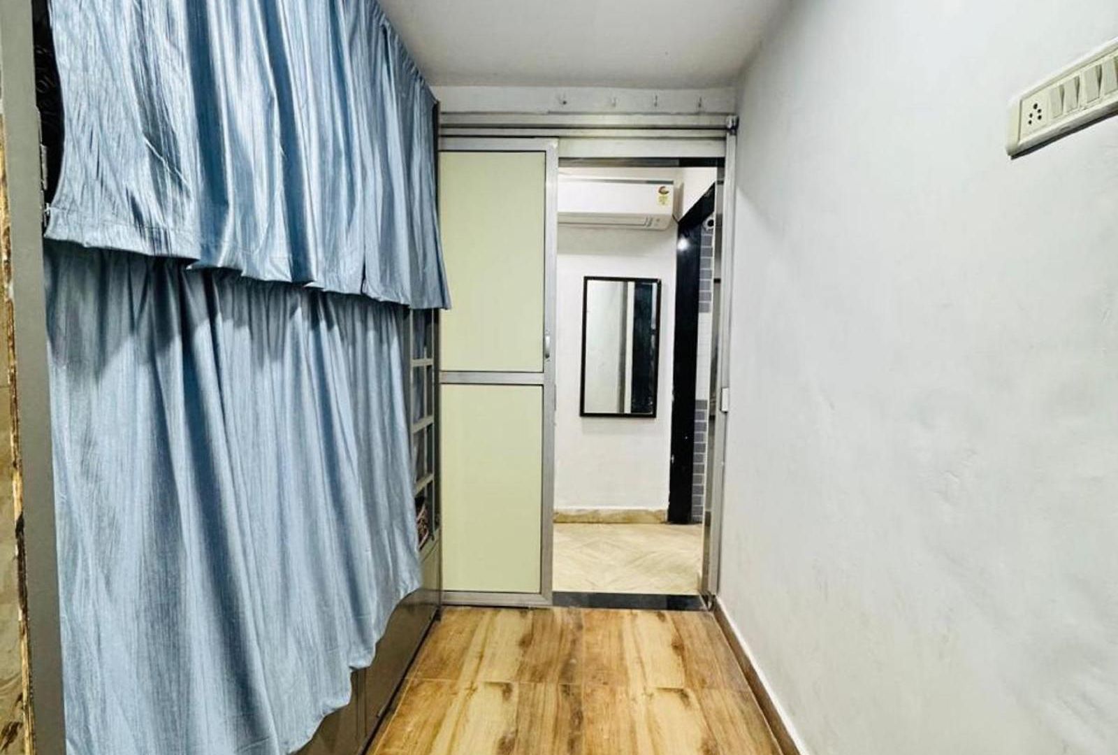 Blue Near International Airport T2 Apartment