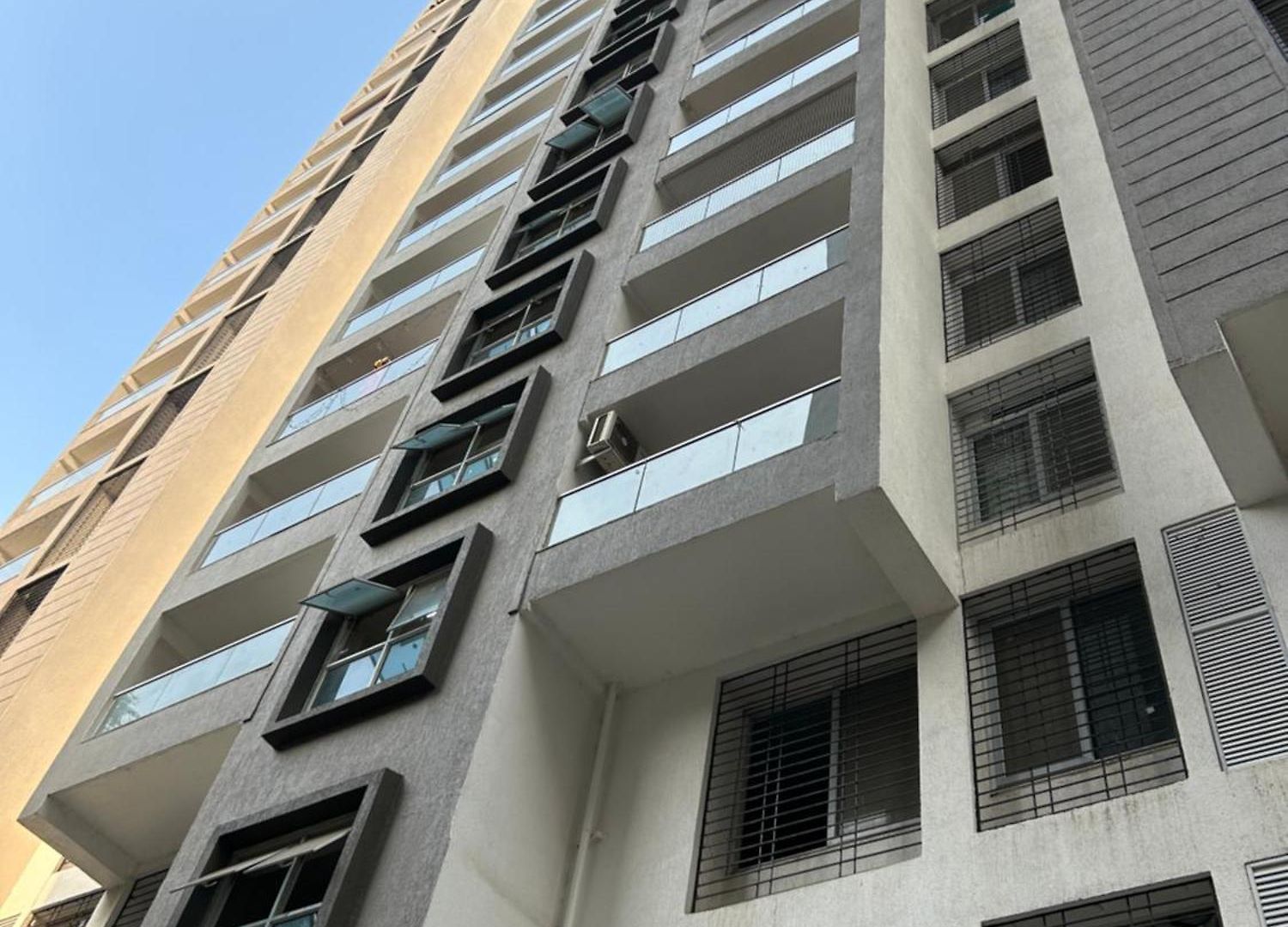 2 Bhk & Hiranandani View H Floor Apartment Mumbai