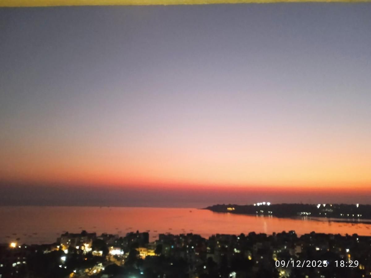 Sea-view Premium 2bhk 950sqft, Parking, Andheri W * Mumbai