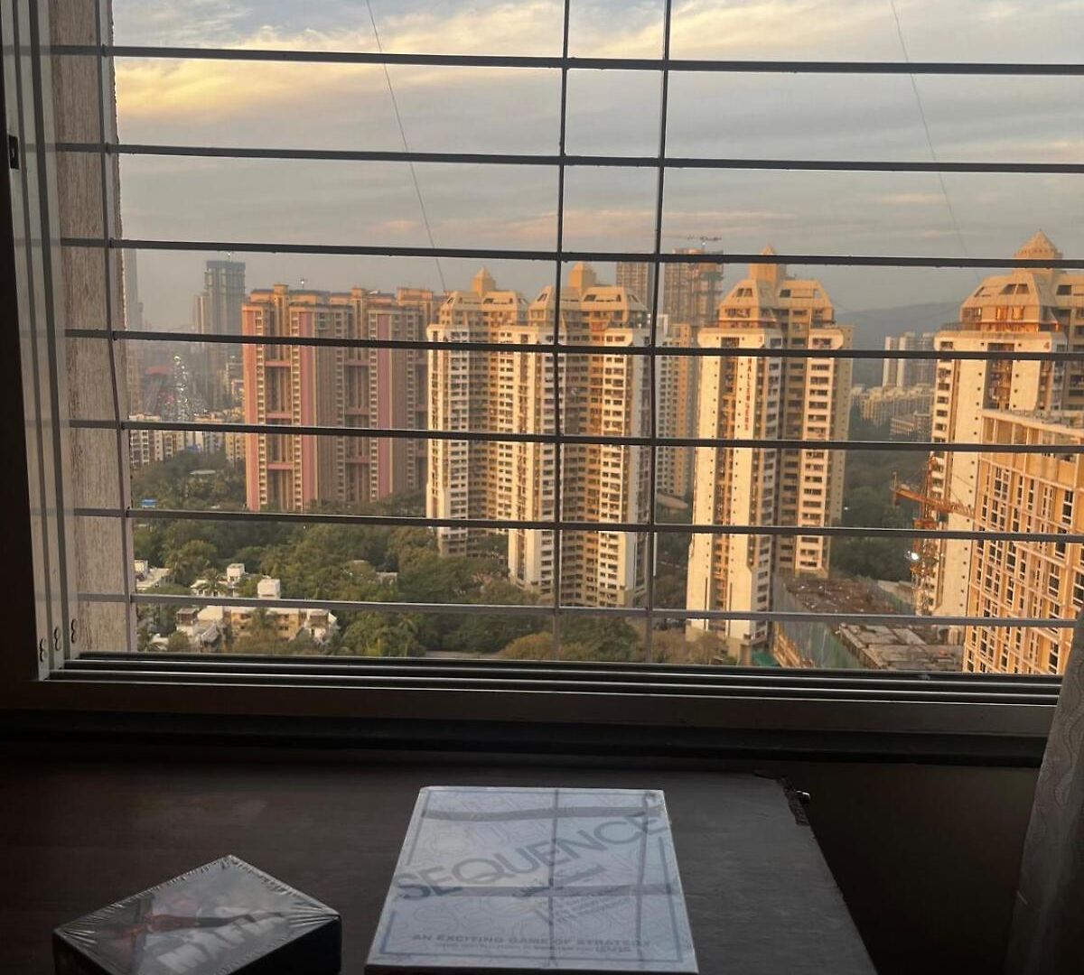 Arth House! Theatre & Board-game 2bhk In The Sky! Apartment *