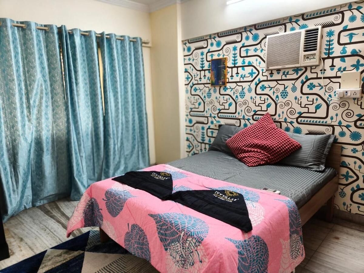 Ivy Link Palace 2bhk Oshiwara Apartment *