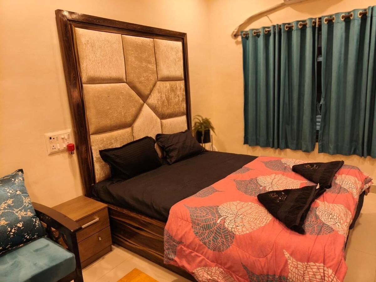 Ivy Good Vibes 302 C-wing Oshiwara Apartment Mumbai
