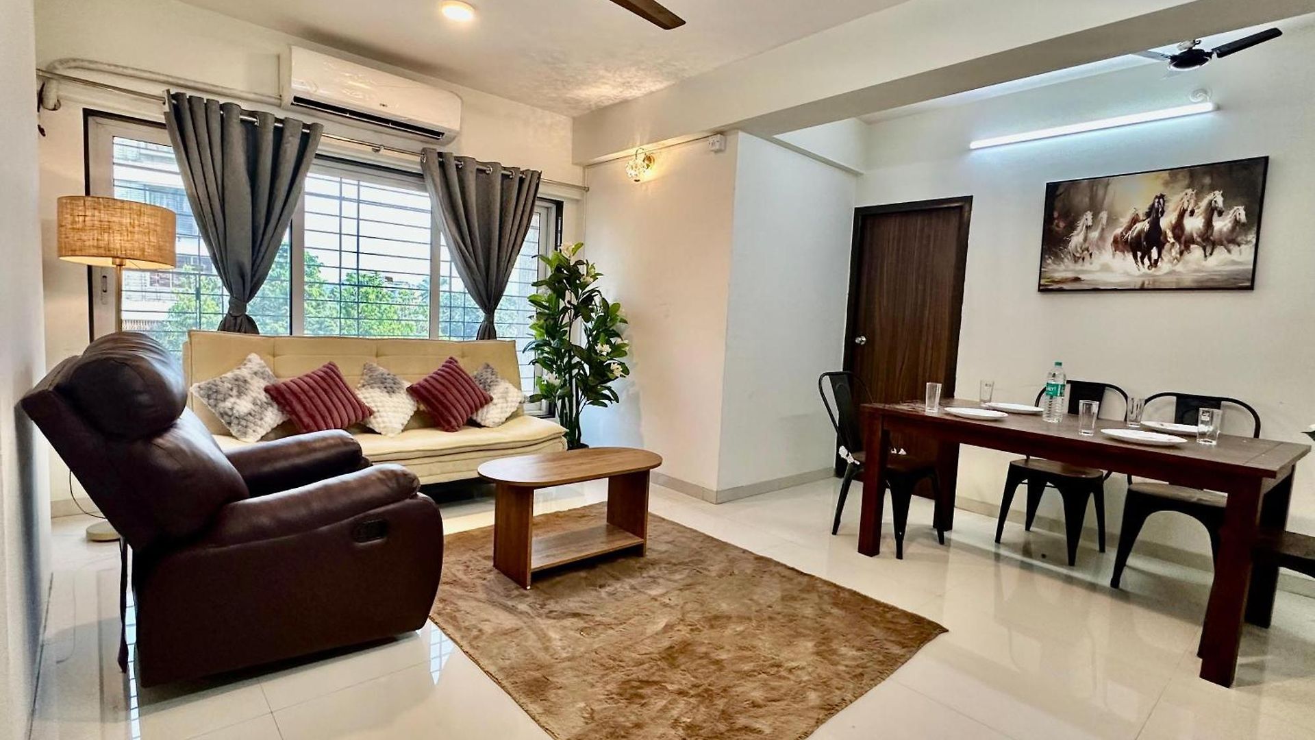 Apartment Crystal Homes *
