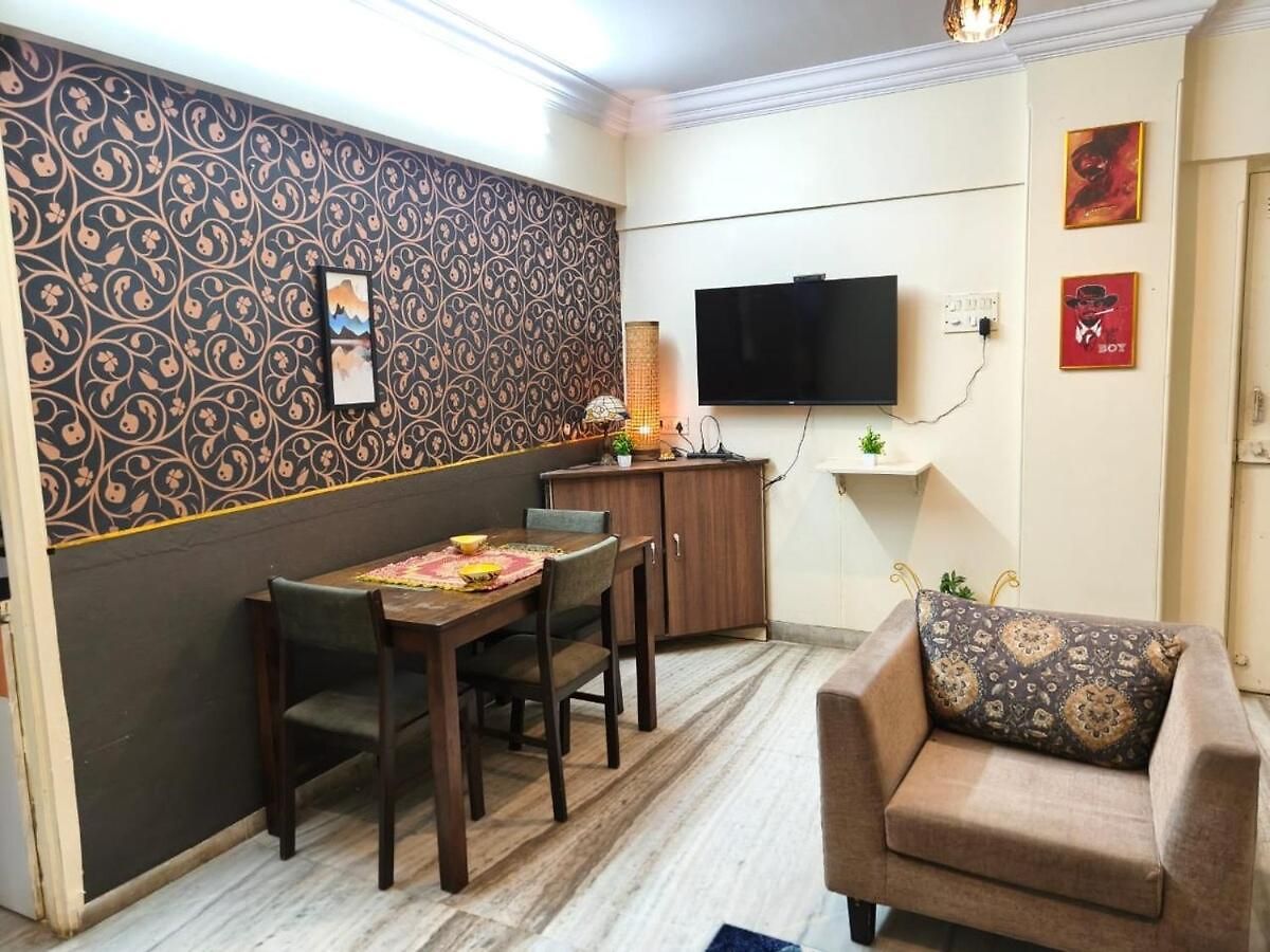 Ivy Link Palace 2bhk Oshiwara