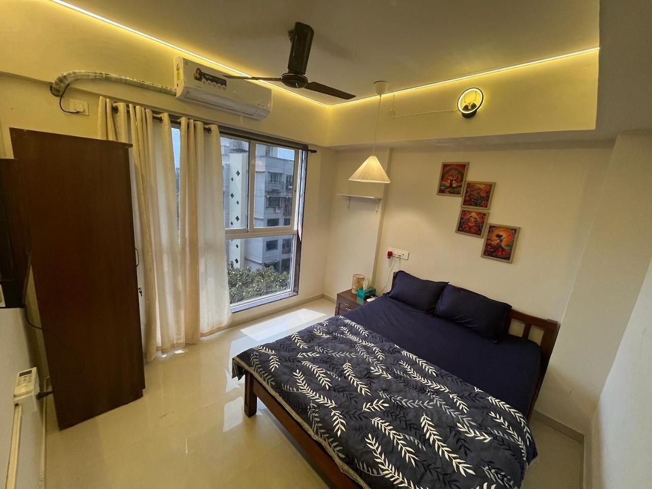 Luxury Haven-ocean Breeze 3 Bhk Apartment *
