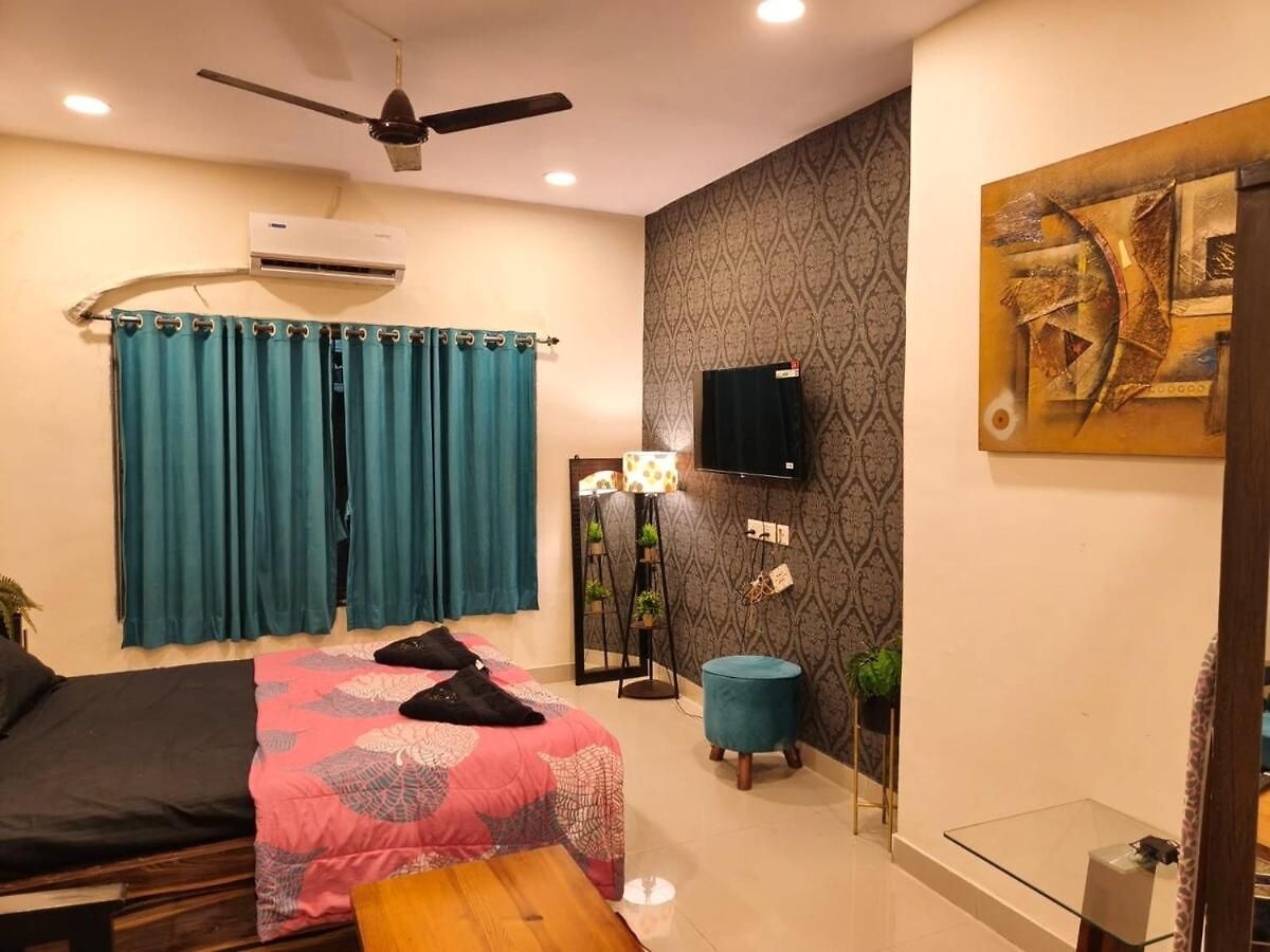 Ivy Good Vibes 302 C-wing Oshiwara Apartment Mumbai