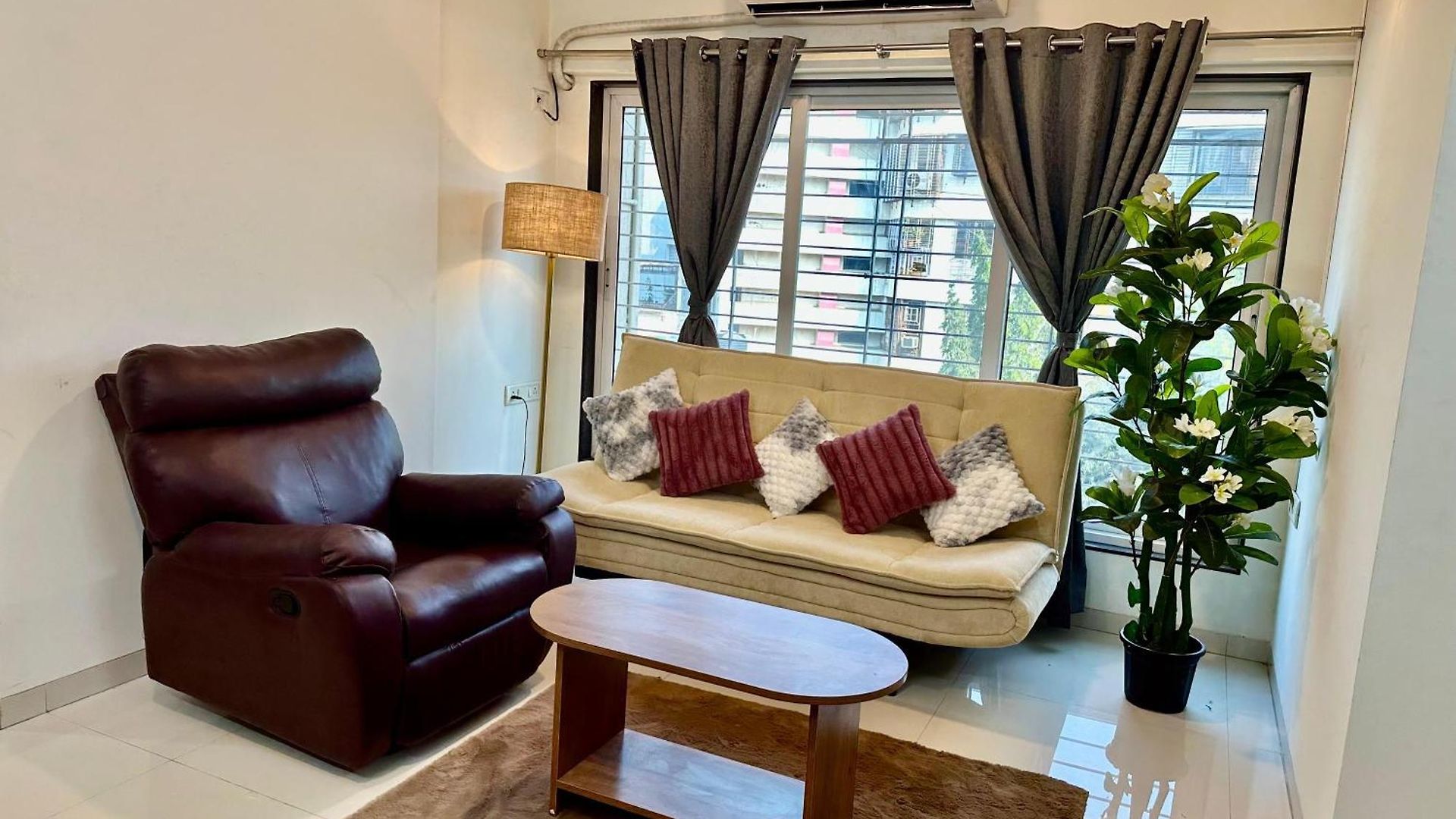 Crystal Homes Apartment