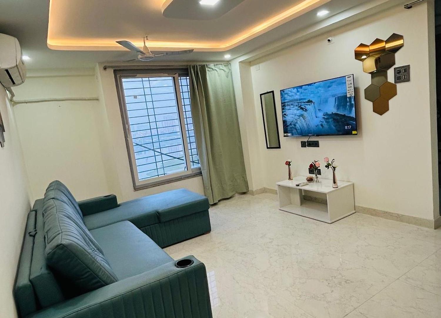 Apartment 2 Bhk & Hiranandani View H Floor *
