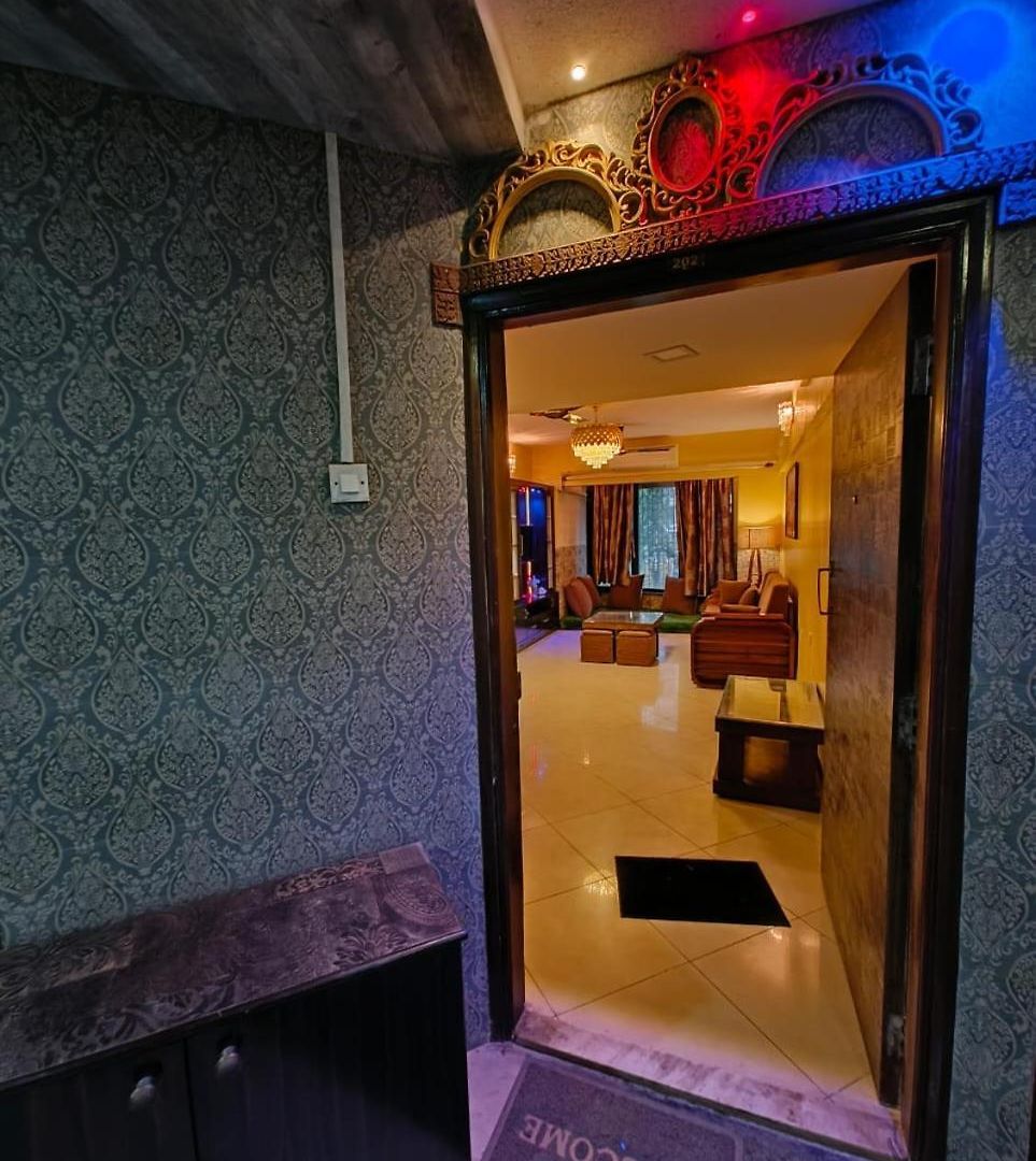 Apartment Spacious, Homely Comfortable 2bhkfully Furnished *