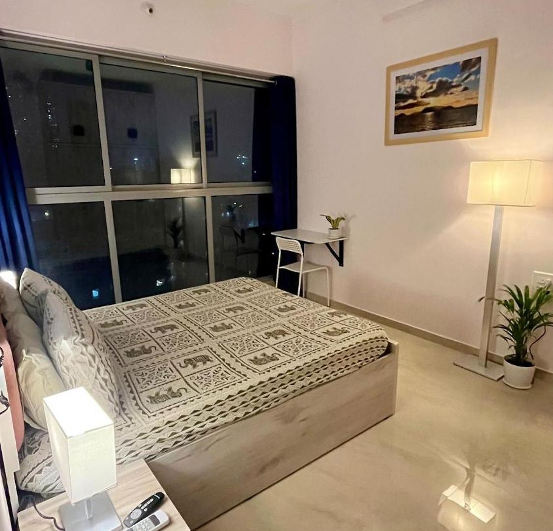 Modern & Luxury For Your Comfort Apartment