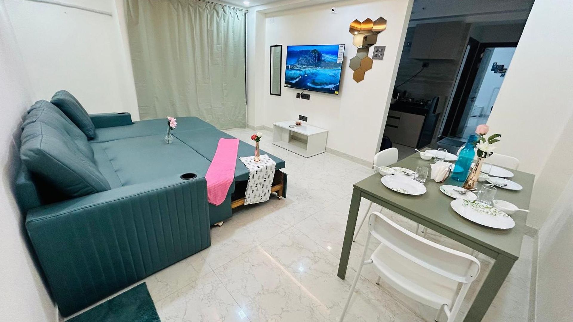 2 Bhk & Hiranandani View H Floor