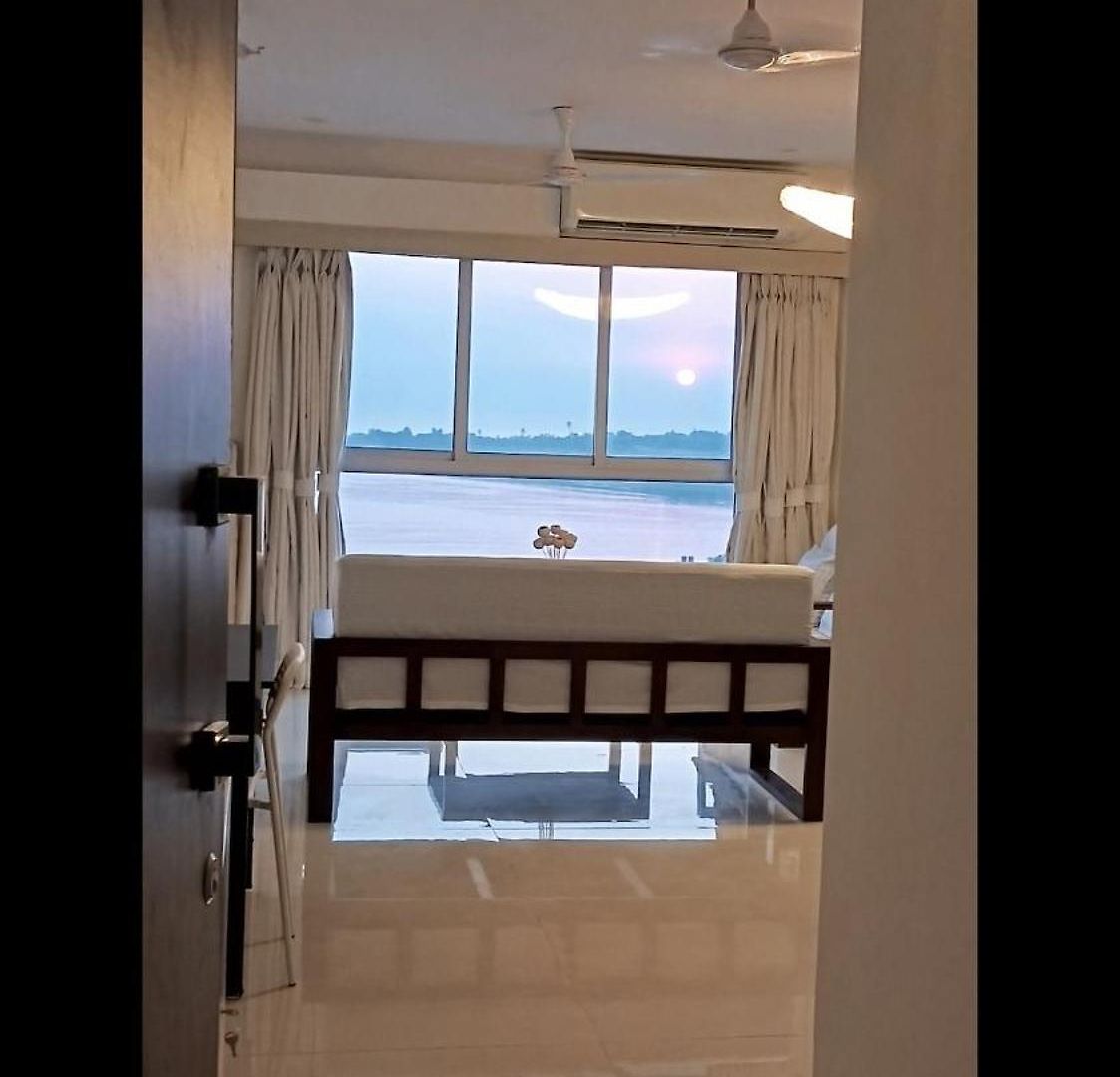 Sea-view Premium 2bhk 950sqft, Parking, Andheri W Apartment Mumbai