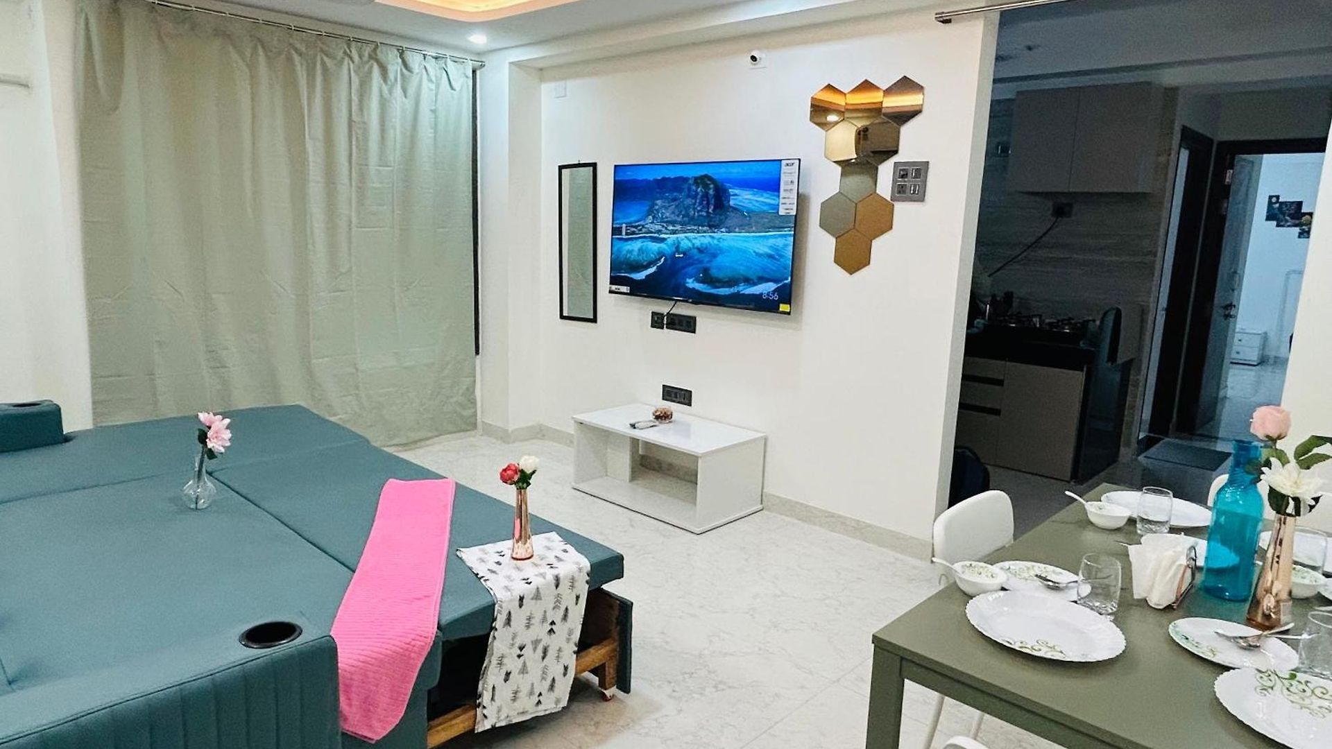 2 Bhk & Hiranandani View H Floor Apartment
