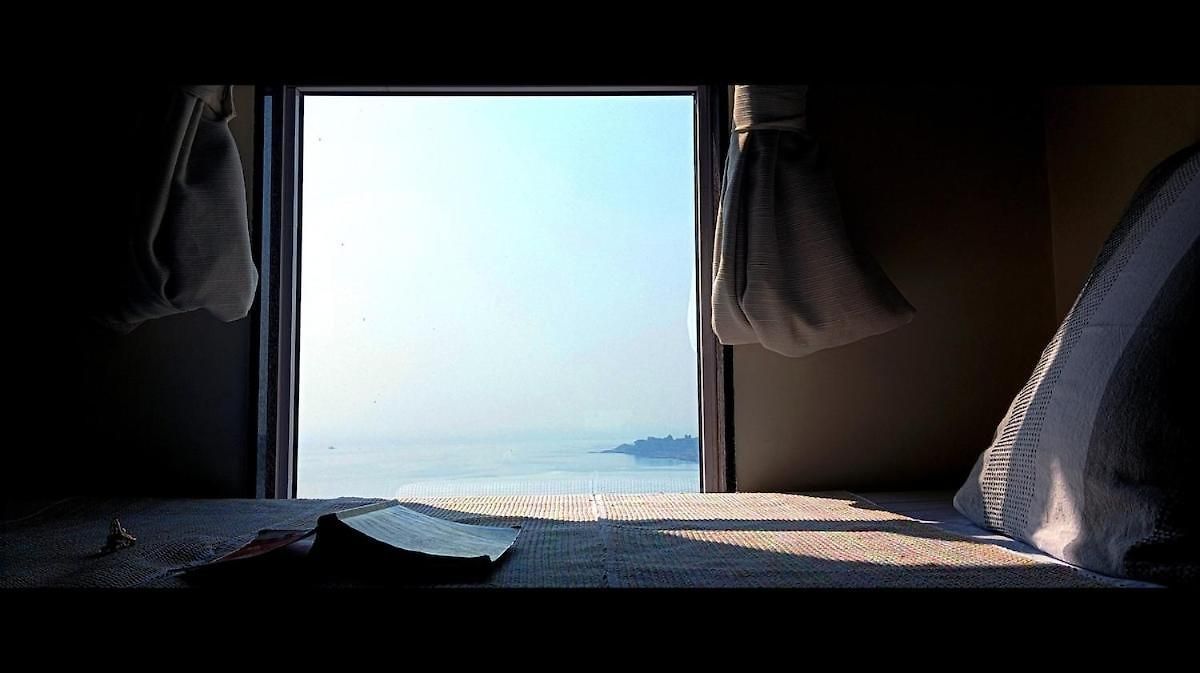 Apartment Sea-view Premium 2bhk 950sqft, Parking, Andheri W *