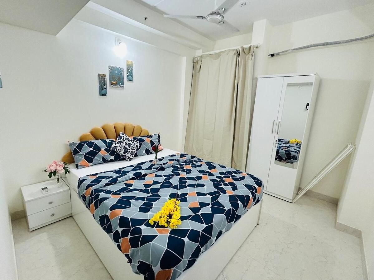 Luxury 2bhk Powai & Iit *