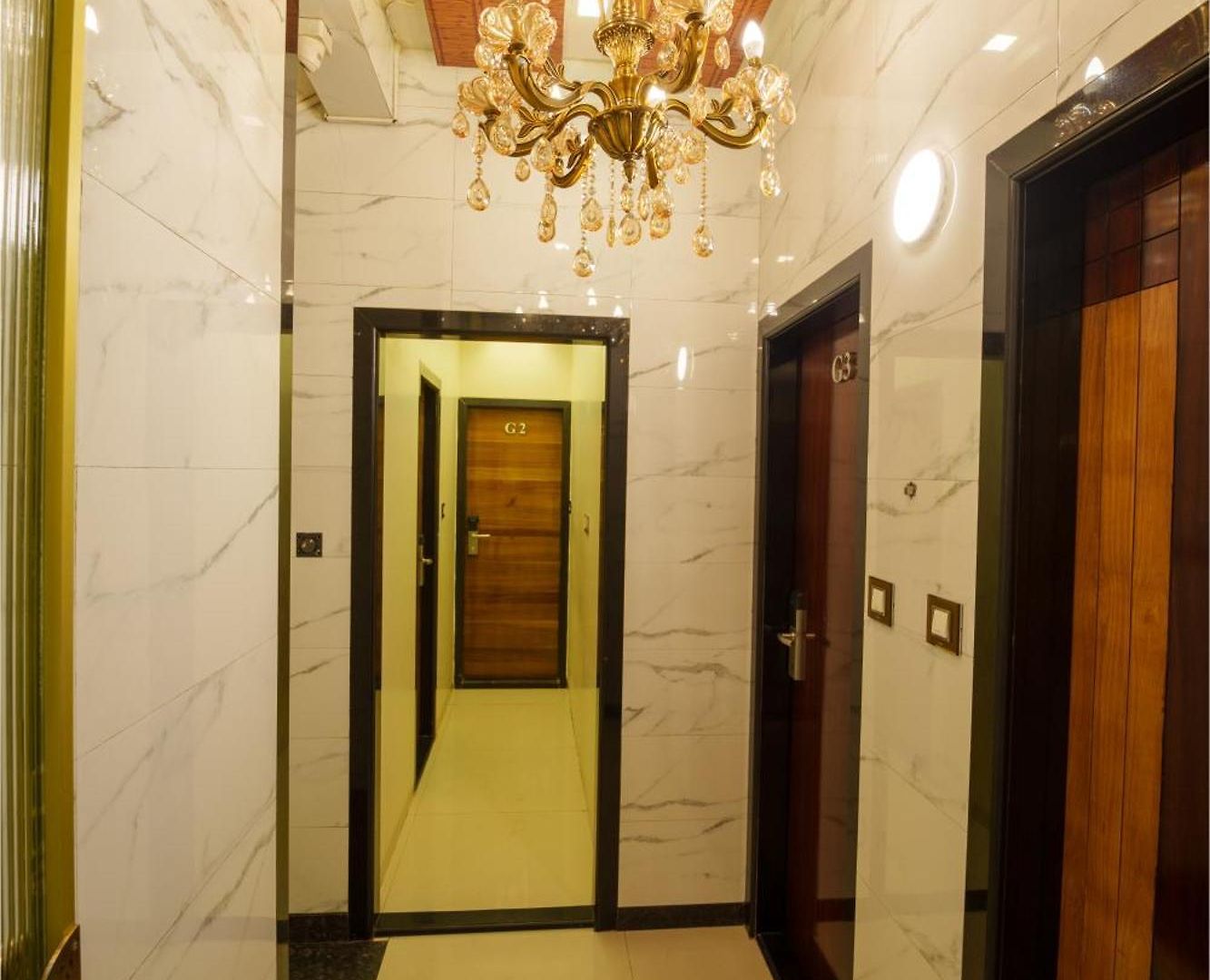 La Metro Near Bkc