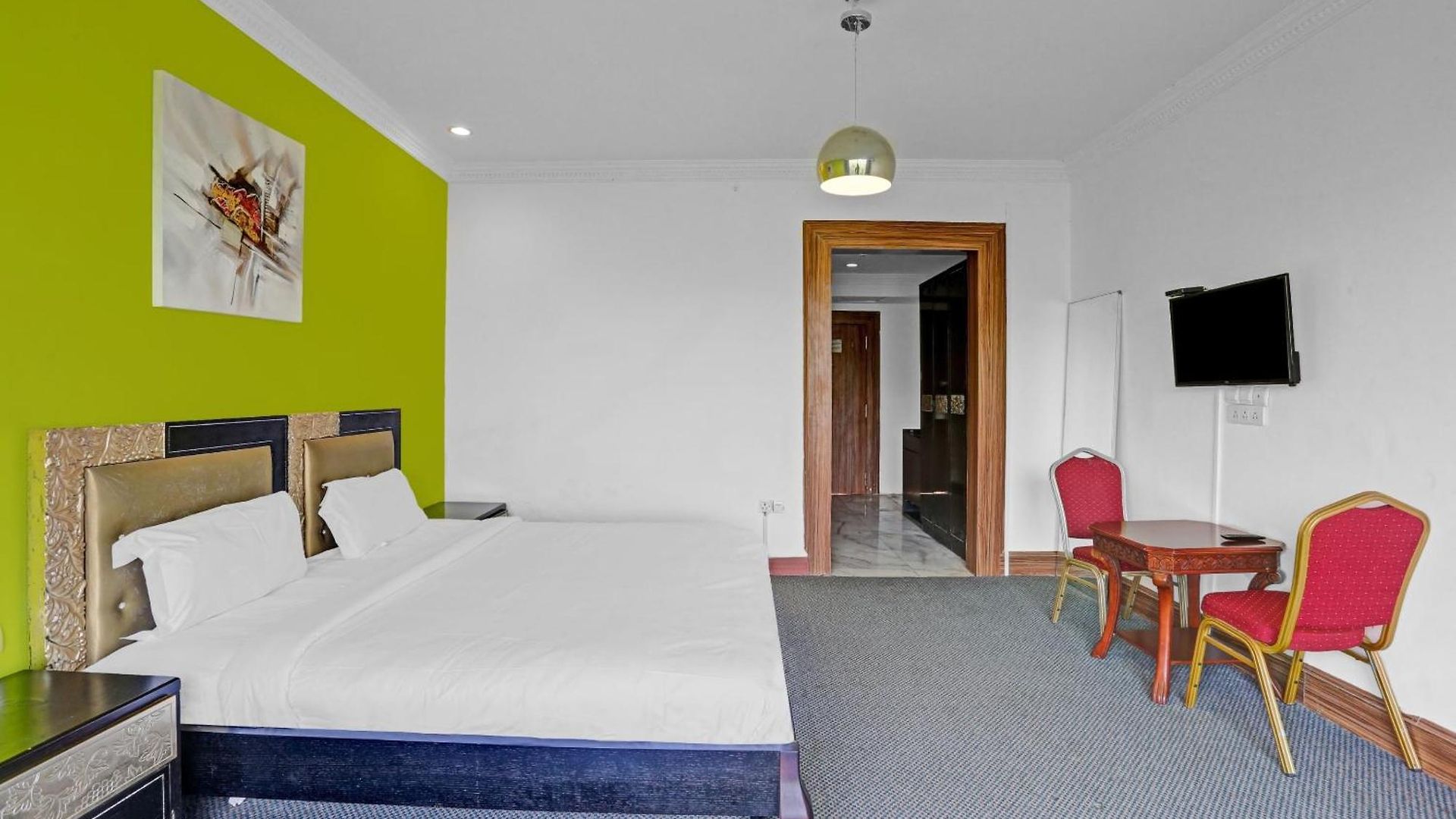 Hotel Townhouse Royal Palms Shared Serviced 4*