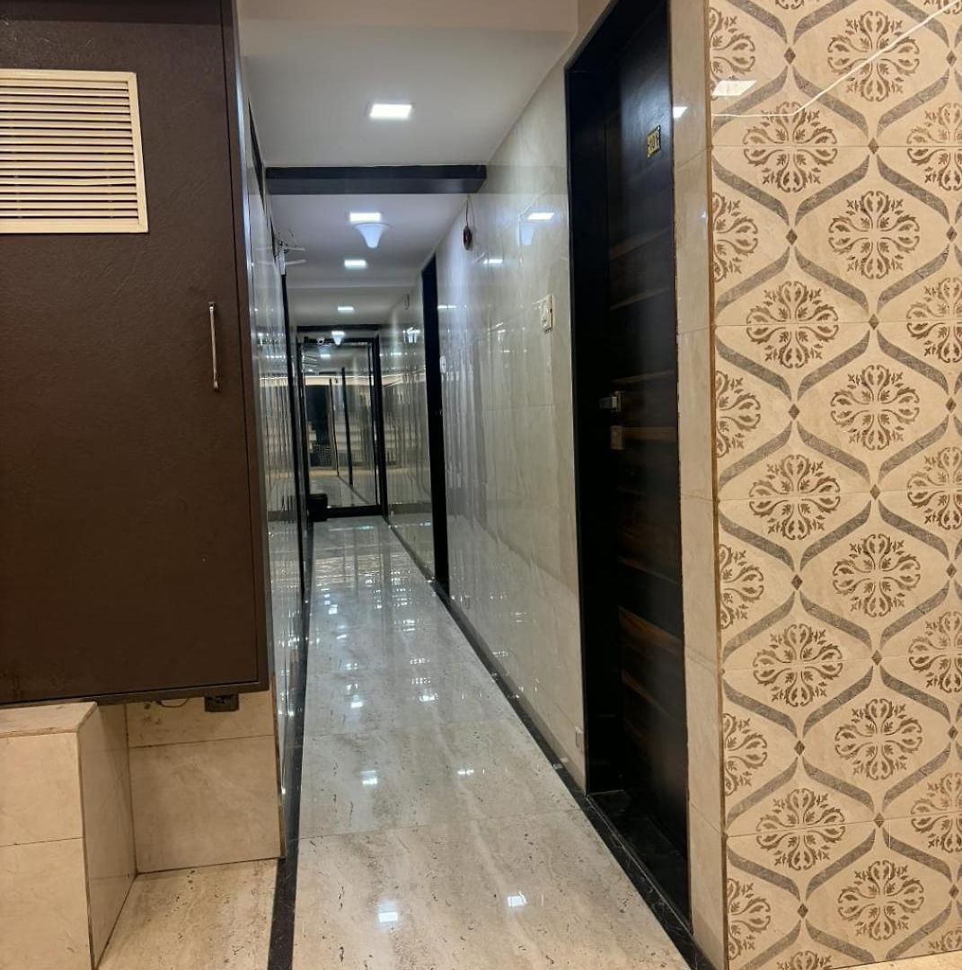 Qamar Mumbai