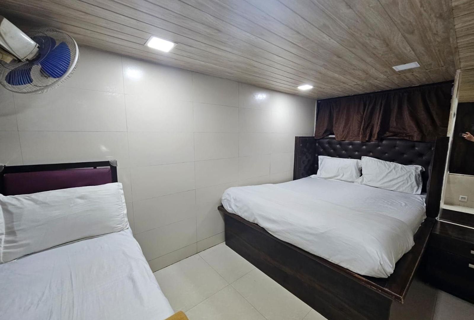 Hotel Qamar Mumbai