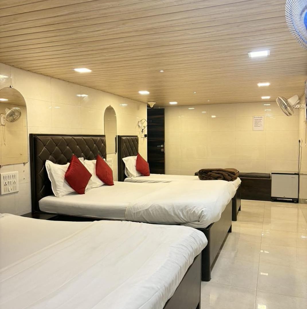 Qamar Hotel