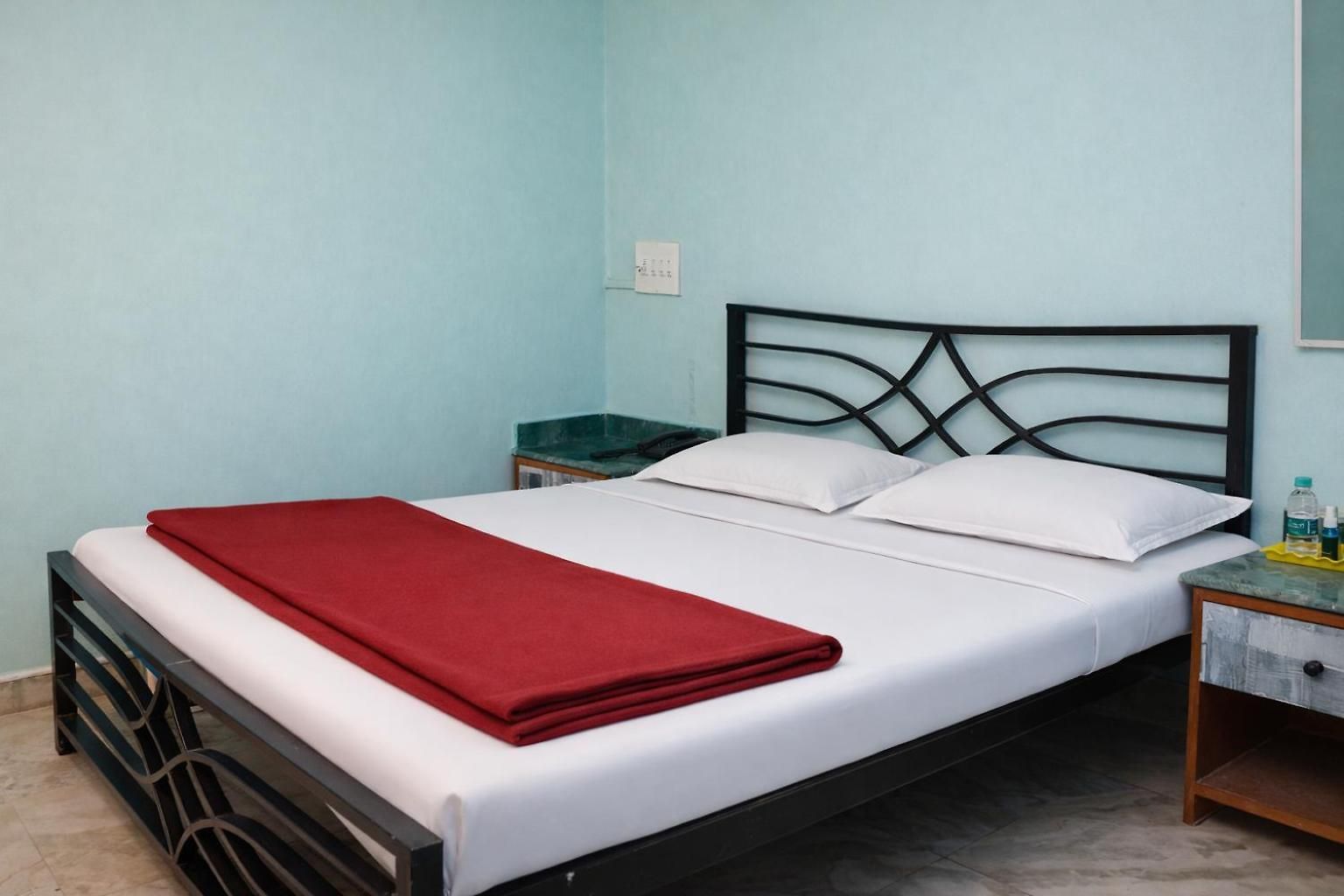 Srk Hotel- Grant Road Hotel Mumbai