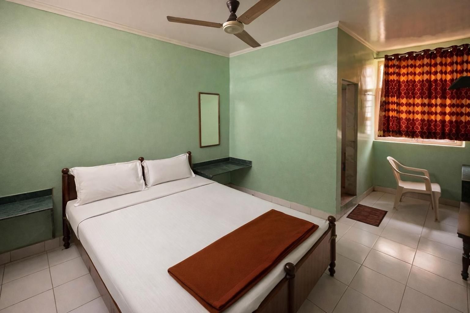 Srk Hotel- Grant Road