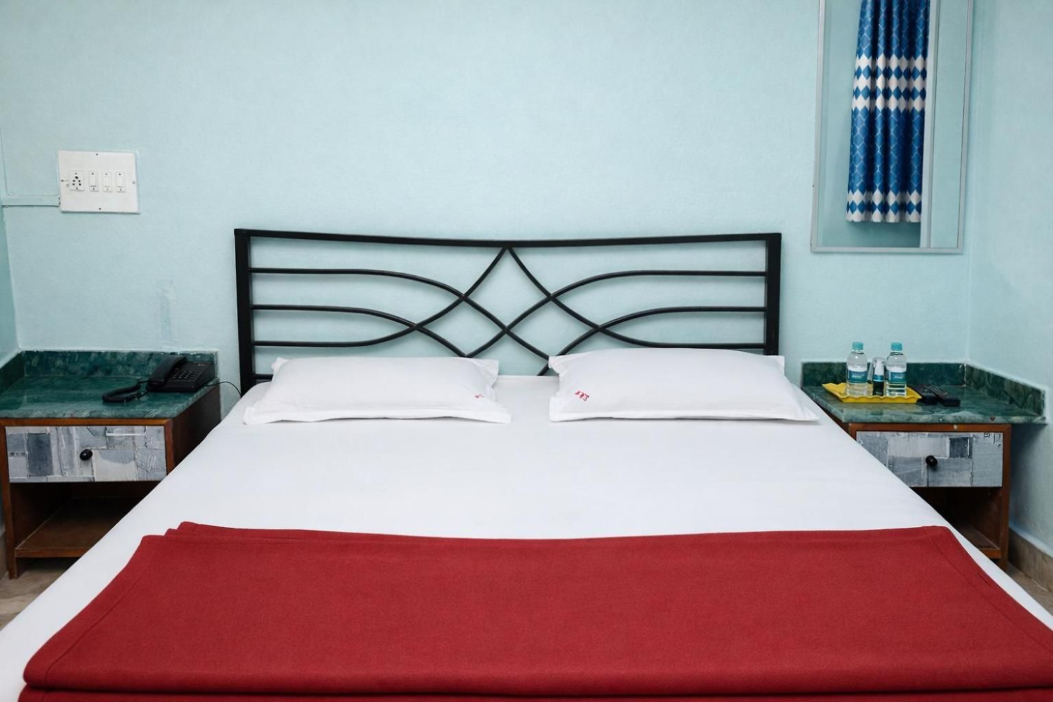 Srk Hotel- Grant Road Hotel