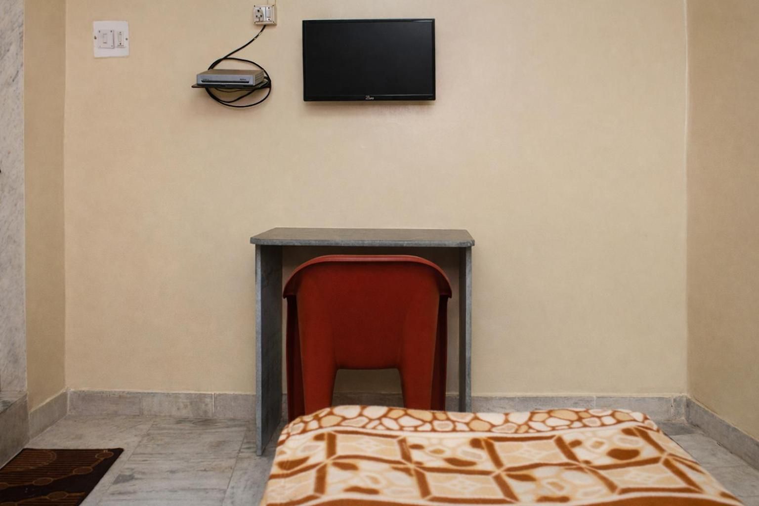 Hotel Srk Hotel- Grant Road 2*