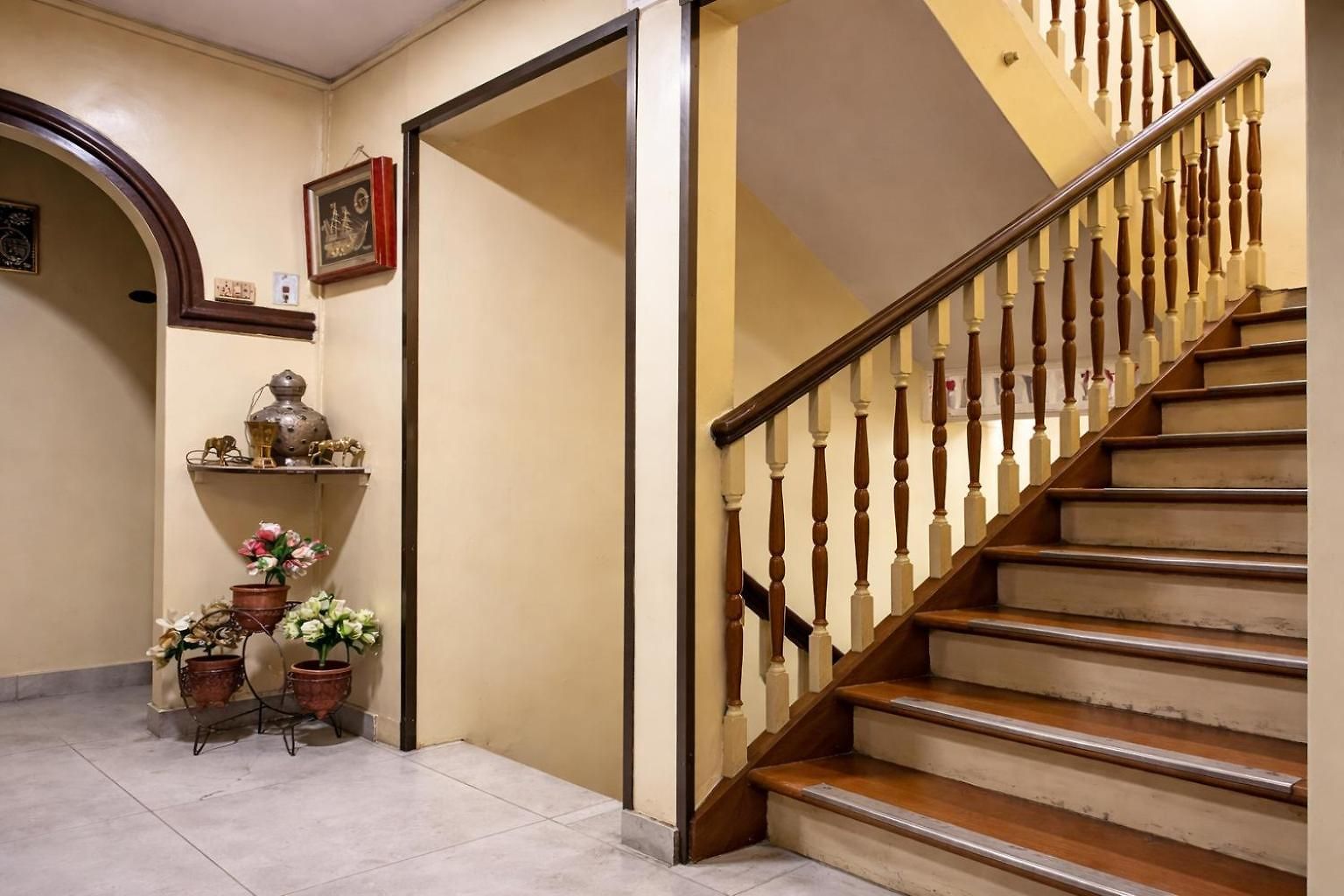 Srk Hotel- Grant Road