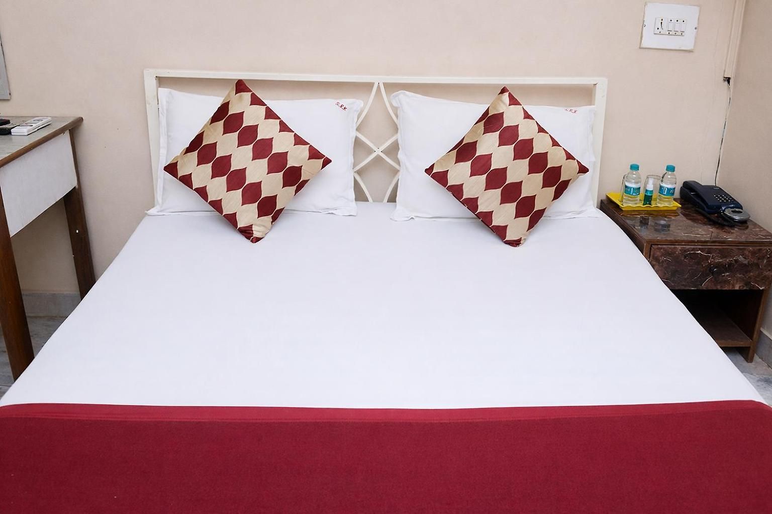Srk Hotel- Grant Road