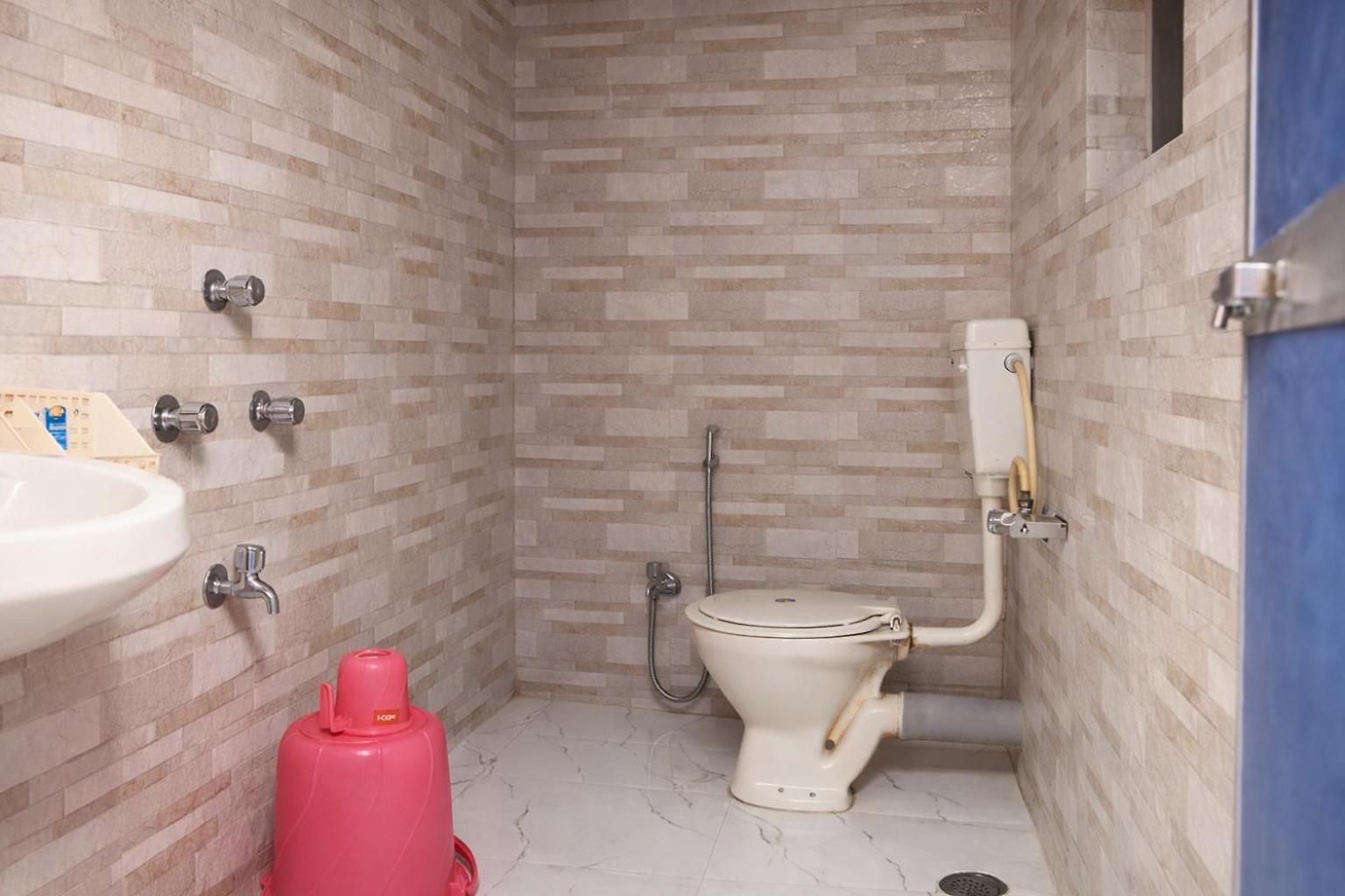 Hotel Srk Hotel- Grant Road 2*
