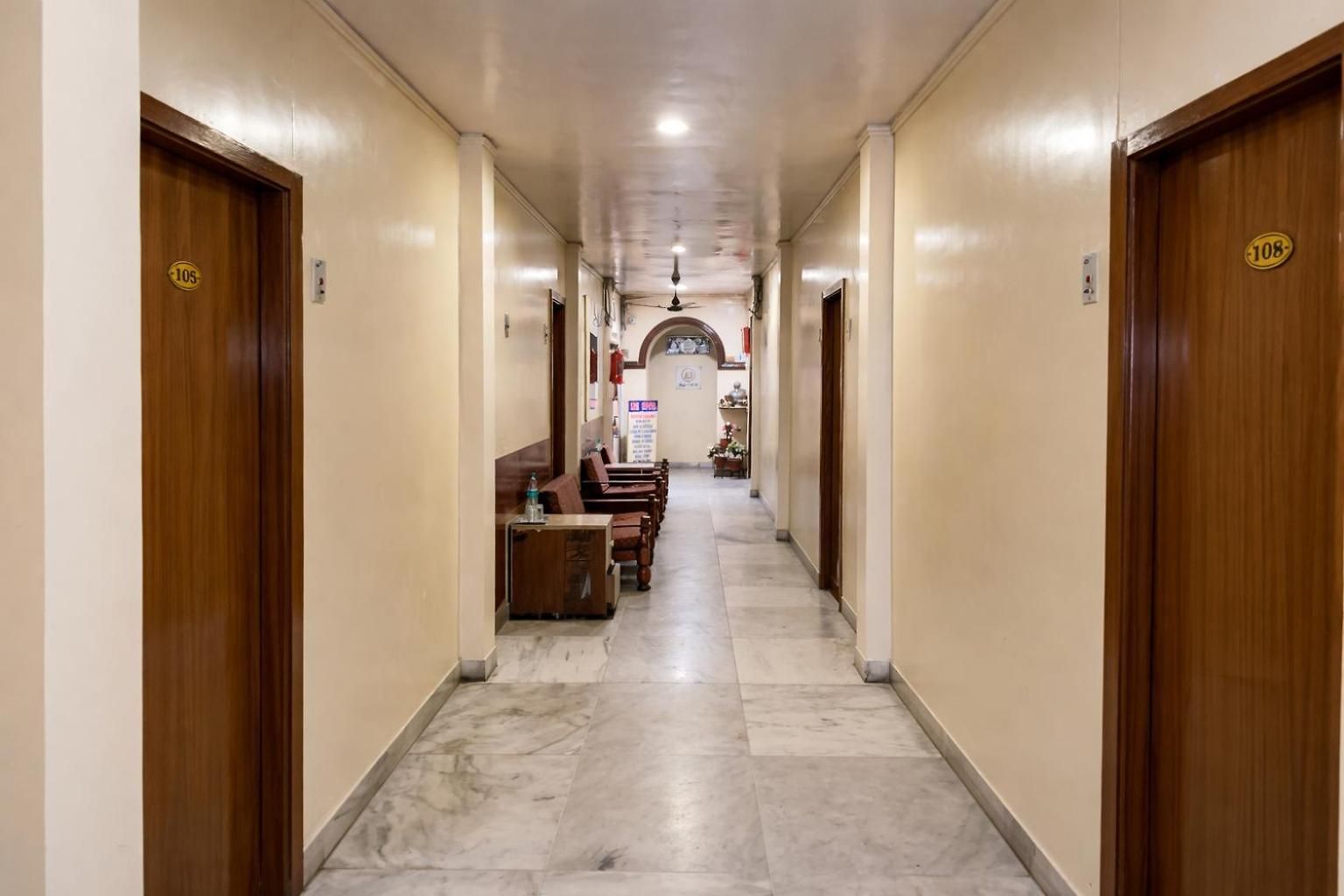 Srk Hotel- Grant Road Hotel Mumbai
