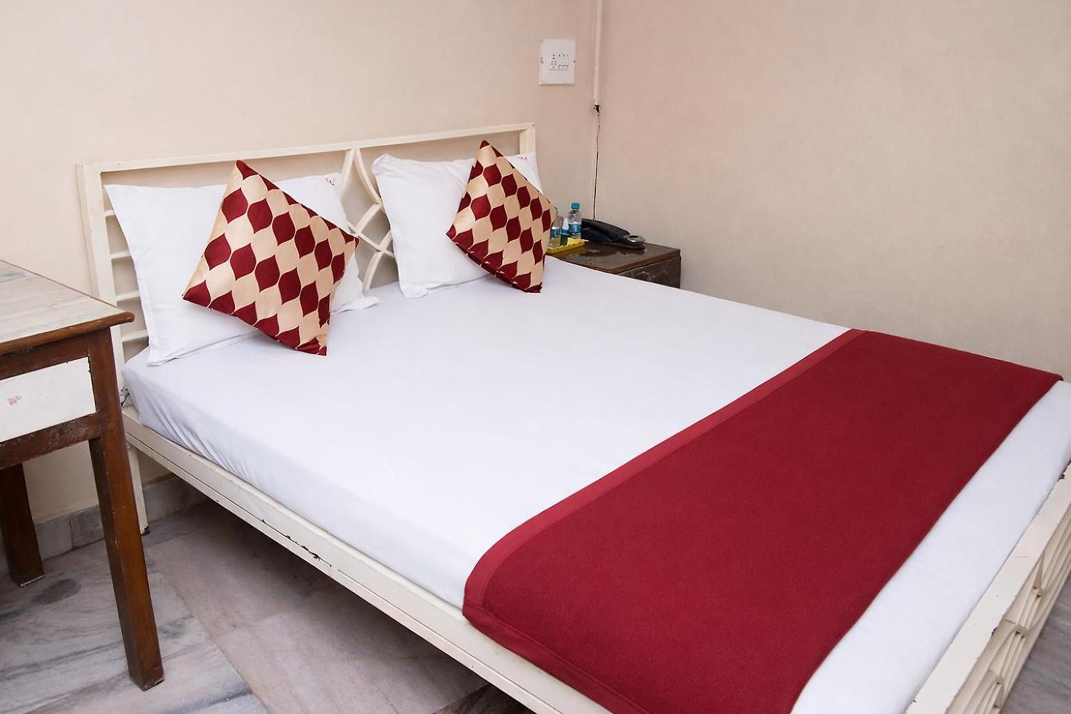 Srk Hotel- Grant Road Mumbai