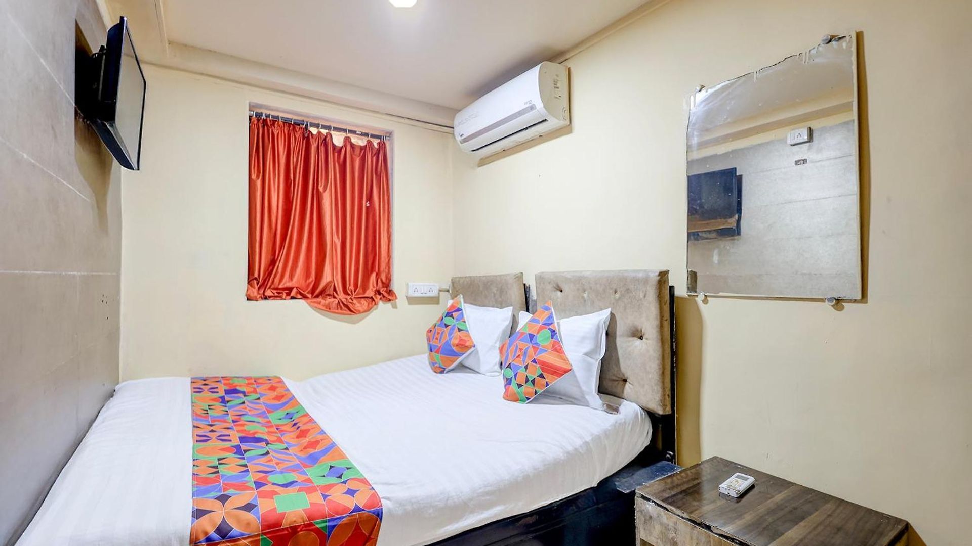 Hotel Fabhotel Mumbai