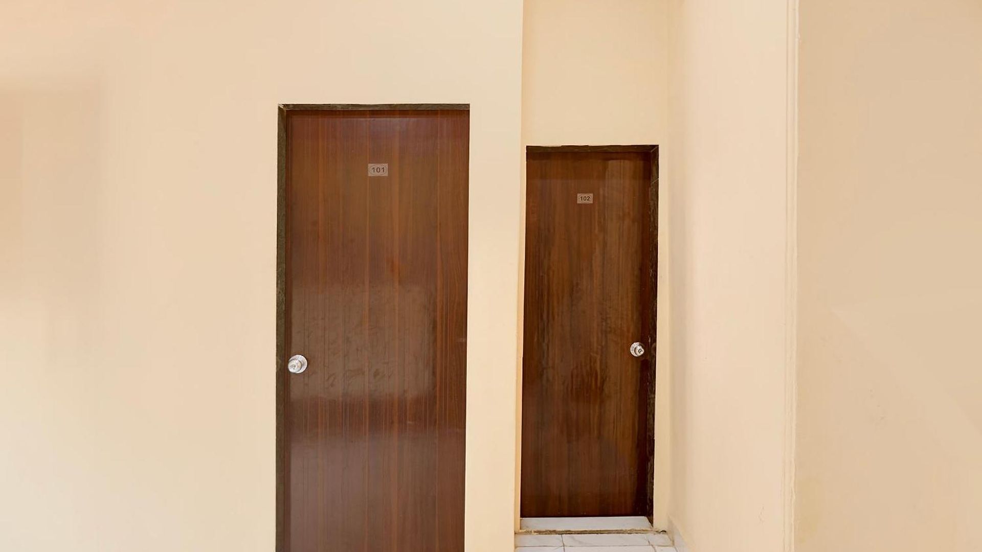 Fabhotel 2* Mumbai