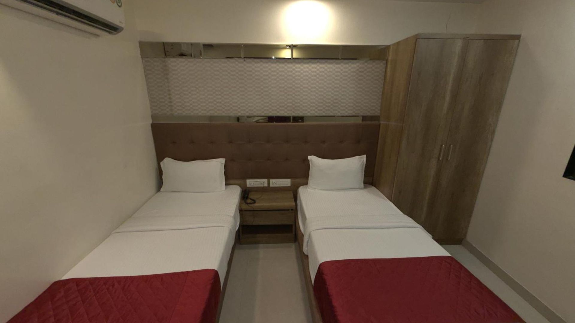Hotel Hometown Near Us Embassy Bkc