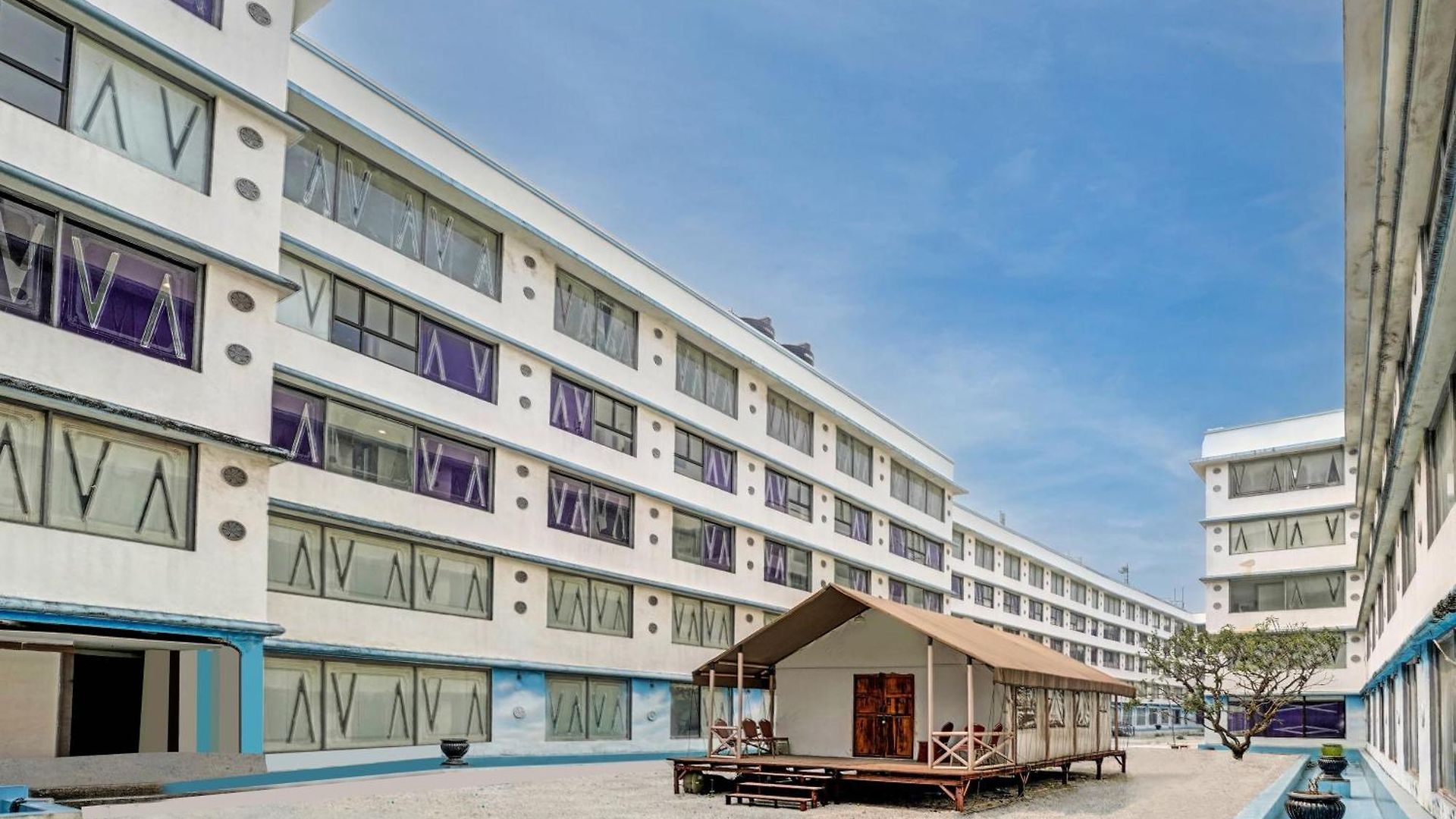 Townhouse Royal Palms - Rose Collection Hotel 4*
