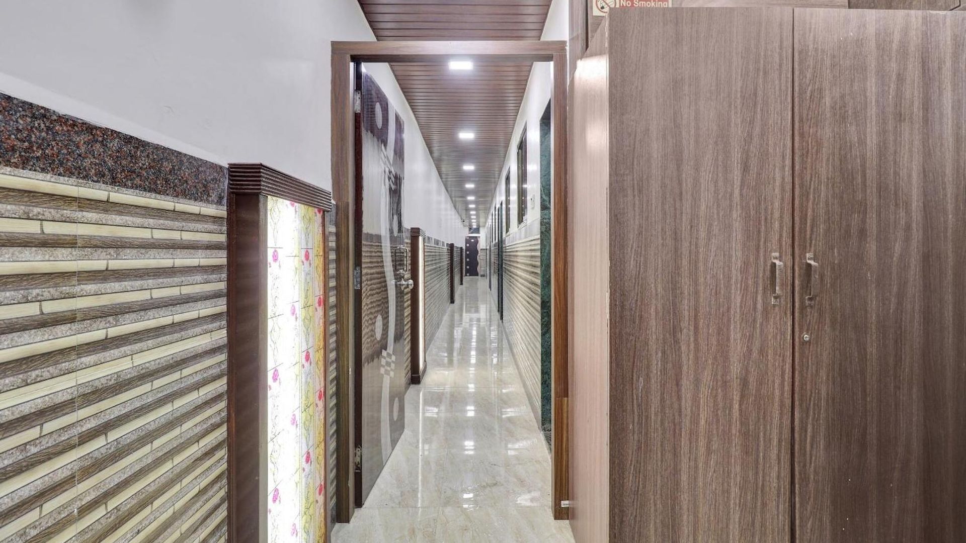 Collection O Kurla Lbs Road Formerly Residency 4* Mumbai