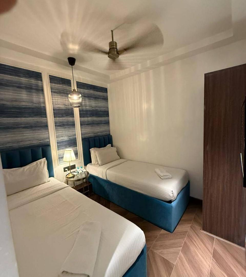 Palm Breeze - Colaba 3* Mumbai
