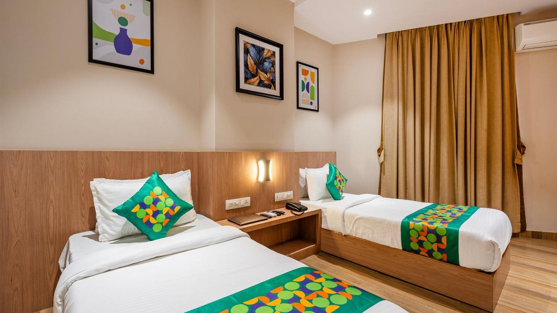 Treebo Alfa Hotel 3*
