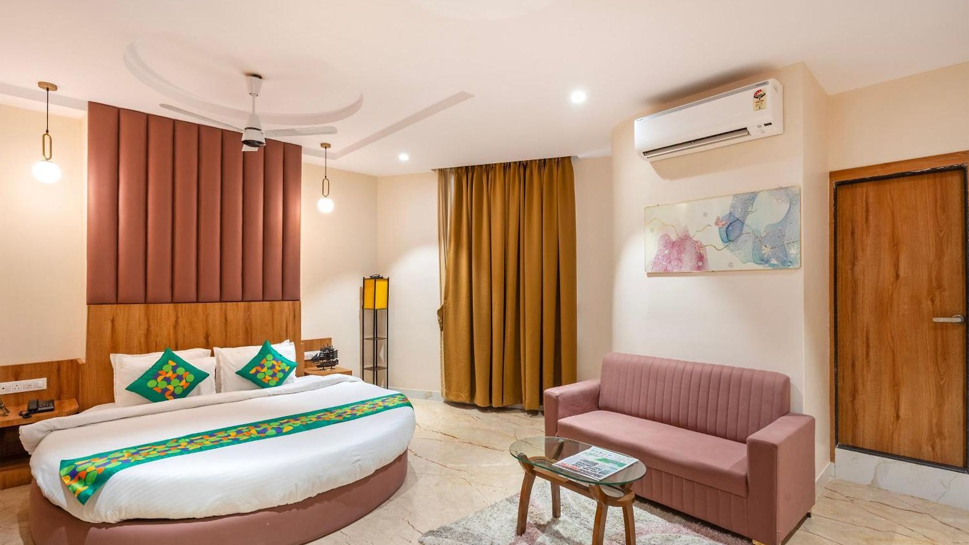 Hotel Treebo Alfa 3*