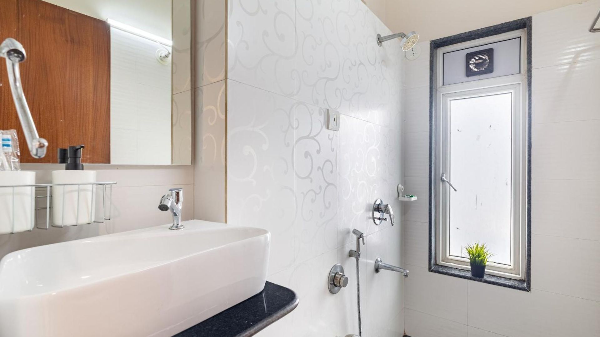 Treat Homes Service In Bkc Siddhant 601 Mumbai