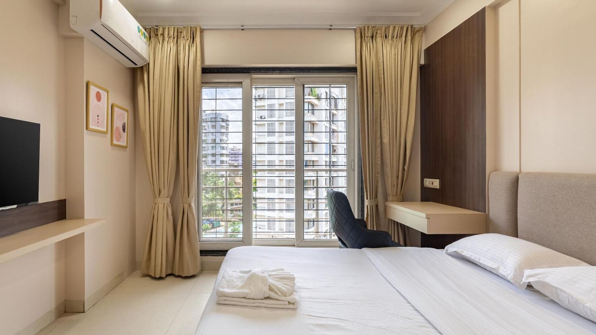 Treat Homes Service In Bkc Siddhant 601 * Mumbai