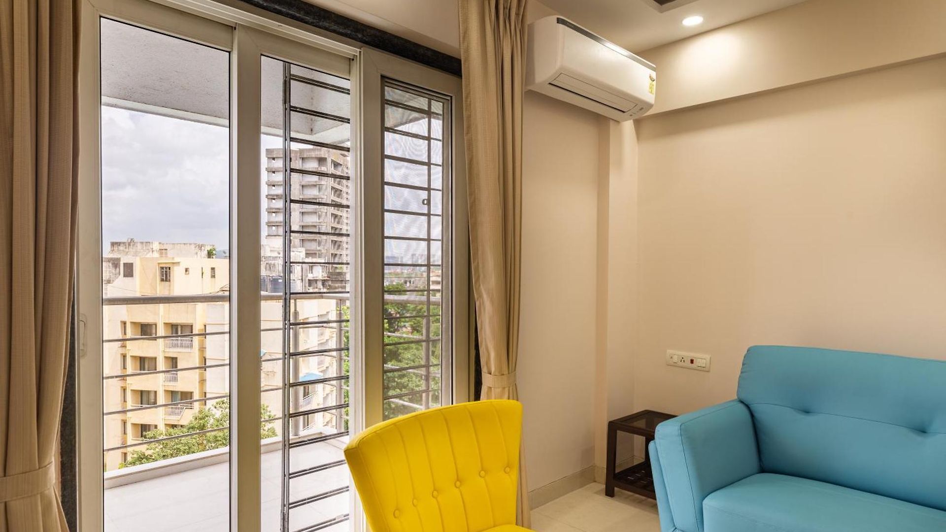 Treat Homes Service In Bkc Siddhant 601 Homestay Mumbai